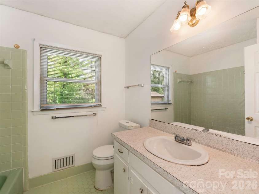8121 Greenbrook Road, Columbia, SC 29223.  MLS# CAR4393949, YatesRealty ID 31814. 