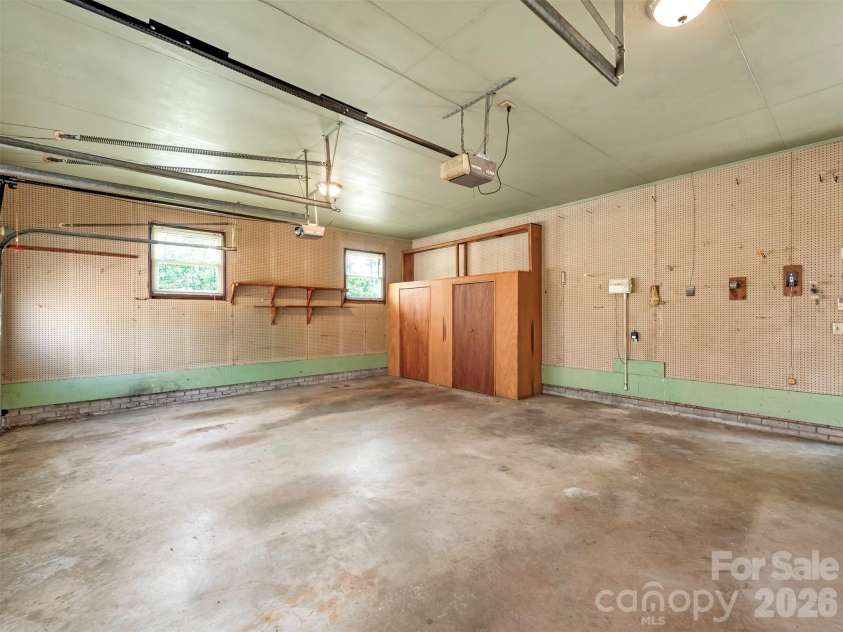 8121 Greenbrook Road, Columbia, SC 29223.  MLS# CAR4393949, YatesRealty ID 31814. 