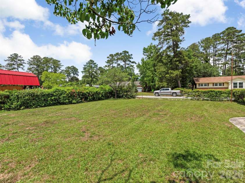 8121 Greenbrook Road, Columbia, SC 29223.  MLS# CAR4393949, YatesRealty ID 31814. 