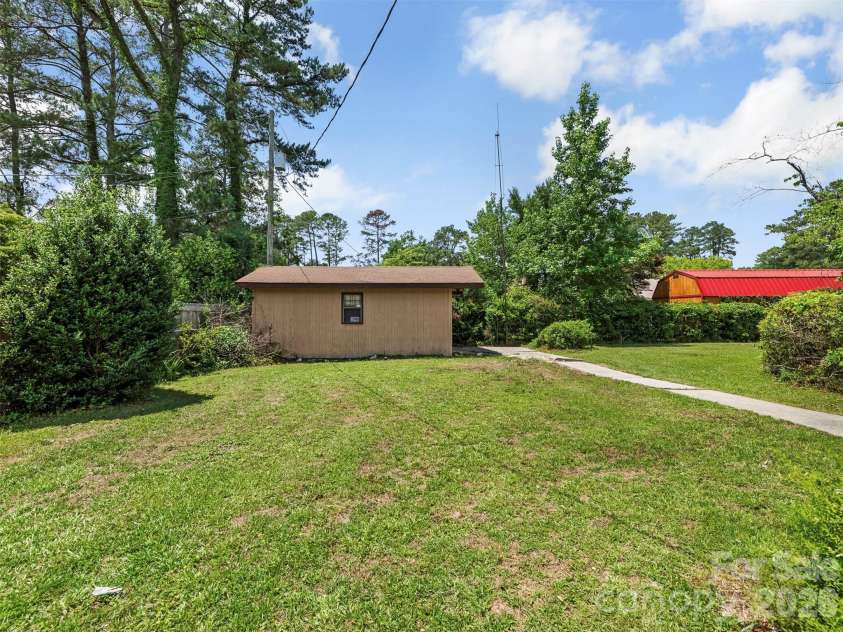 8121 Greenbrook Road, Columbia, SC 29223.  MLS# CAR4393949, YatesRealty ID 31814. 