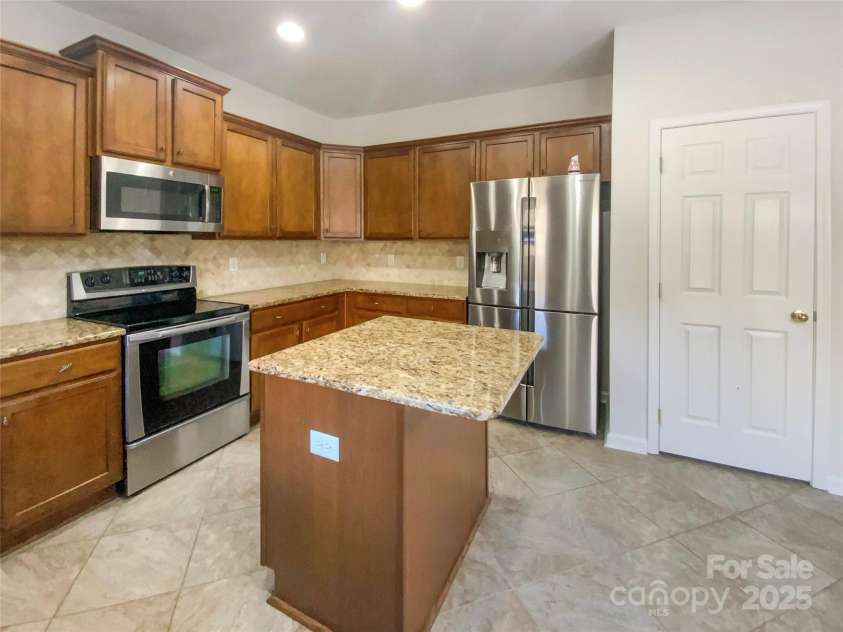 13903 Mallard Roost Road, Charlotte, NC 28262.  MLS# CAR4224651, YatesRealty ID 31815. 