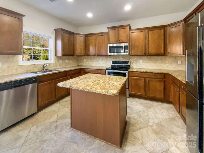 13903 Mallard Roost Road, Charlotte, NC 28262.  MLS# CAR4224651, YatesRealty ID 31815. 