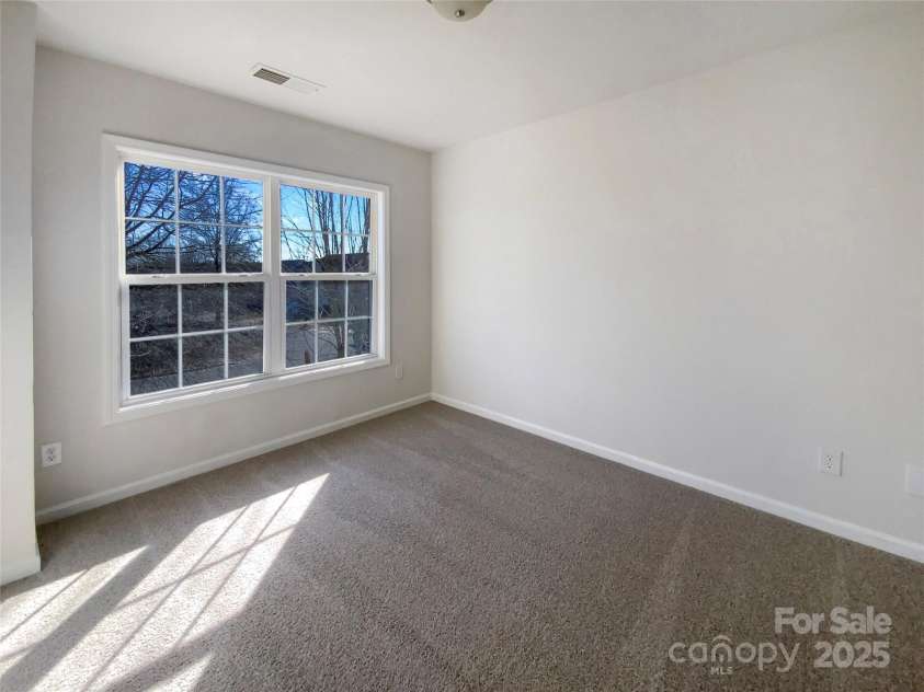 13903 Mallard Roost Road, Charlotte, NC 28262.  MLS# CAR4224651, YatesRealty ID 31815. 