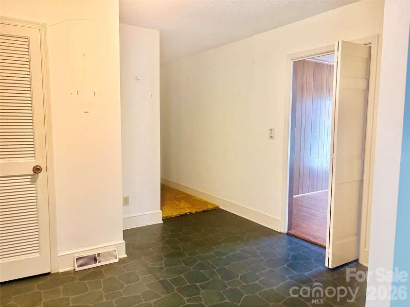 5500 Saddlewood Lane, Mint Hill, NC 28227.  MLS# CAR4382931, YatesRealty ID 31815. 