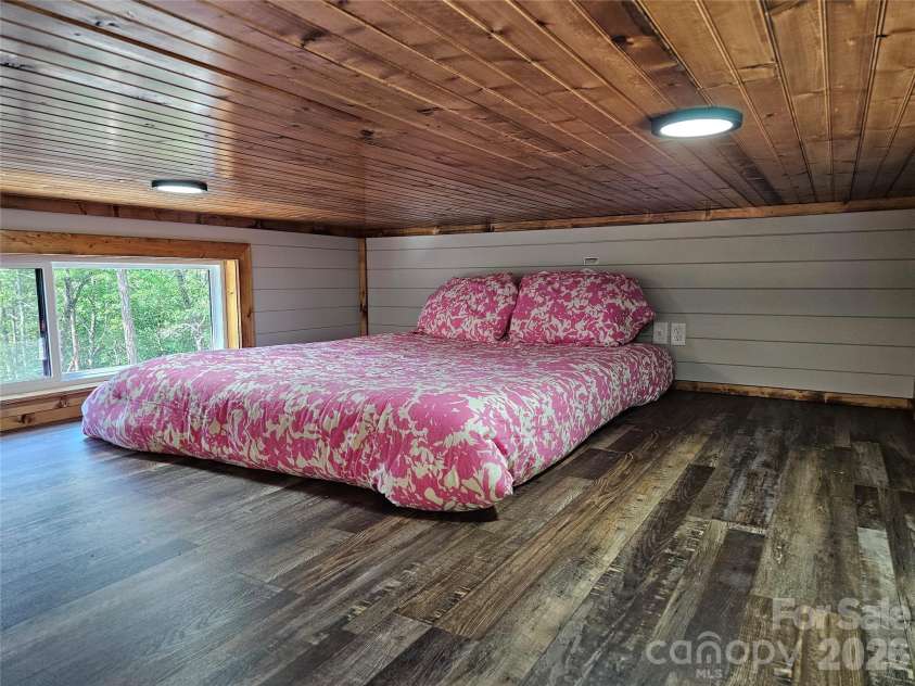 171 Duff Cove Road, Brevard, NC 28712.  MLS# CAR4390871, YatesRealty ID 31816. 