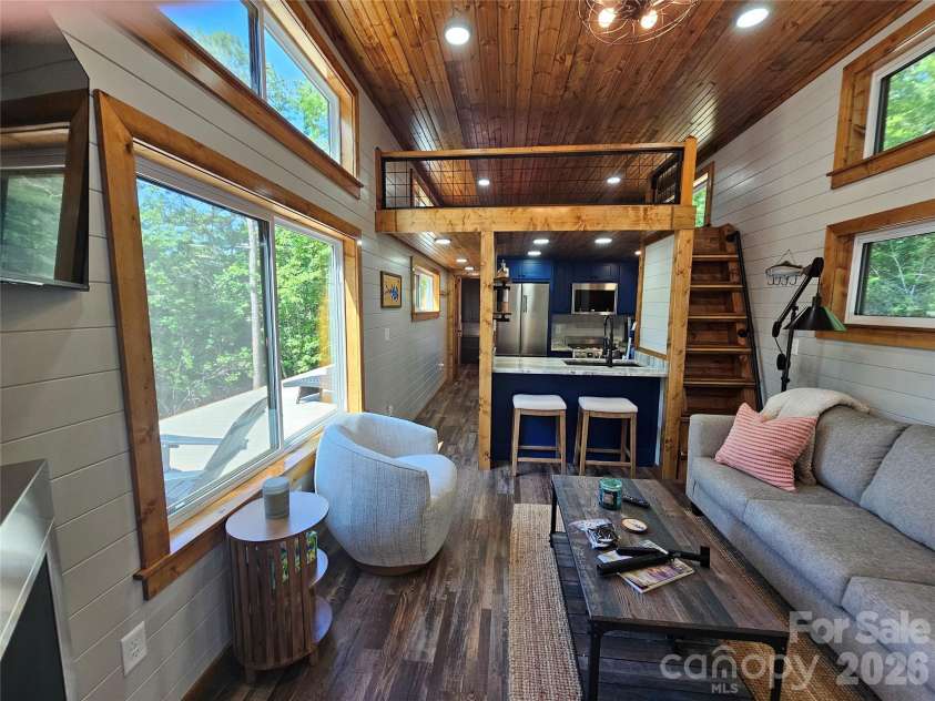 171 Duff Cove Road, Brevard, NC 28712.  MLS# CAR4390871, YatesRealty ID 31816. 