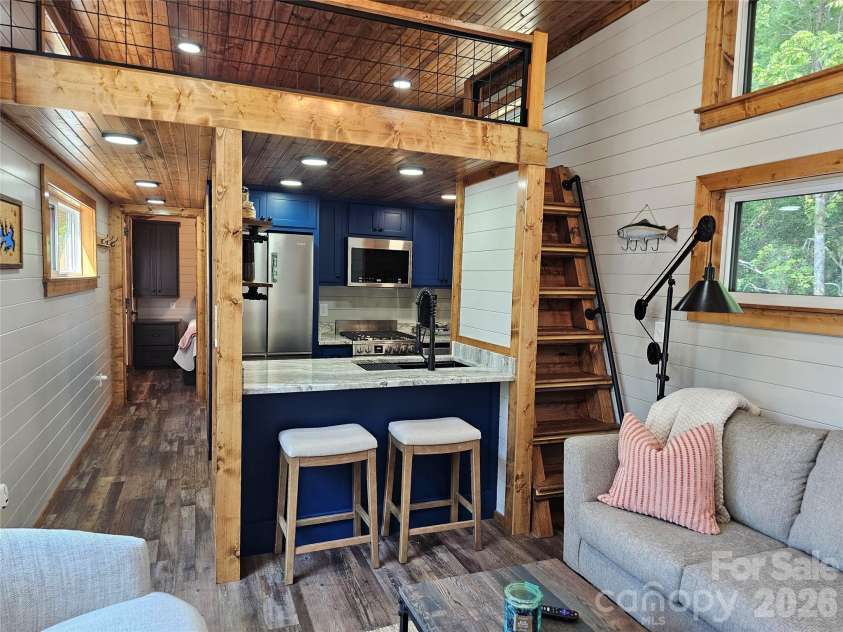 171 Duff Cove Road, Brevard, NC 28712.  MLS# CAR4390871, YatesRealty ID 31816. 