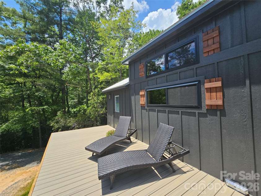 171 Duff Cove Road, Brevard, NC 28712.  MLS# CAR4390871, YatesRealty ID 31816. Front Deck 