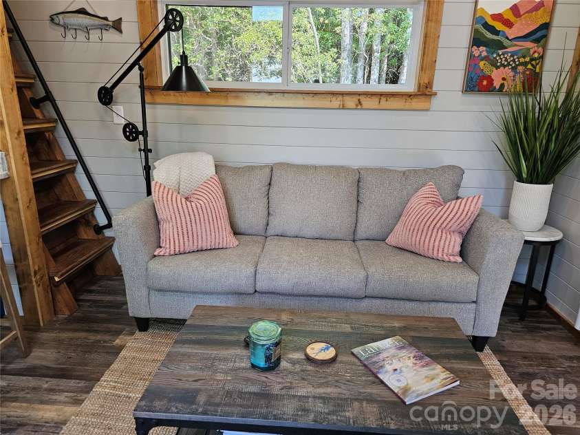 171 Duff Cove Road, Brevard, NC 28712.  MLS# CAR4390871, YatesRealty ID 31816. Living Area