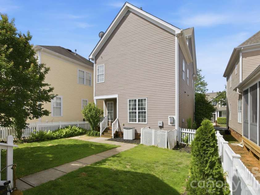 191 Lilac Mist Loop, Mooresville, NC 28115.  MLS# CAR4381636, YatesRealty ID 31819. 