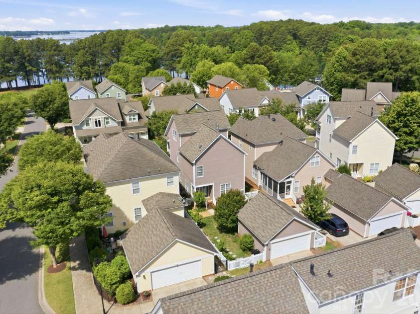 191 Lilac Mist Loop, Mooresville, NC 28115.  MLS# CAR4381636, YatesRealty ID 31819. 