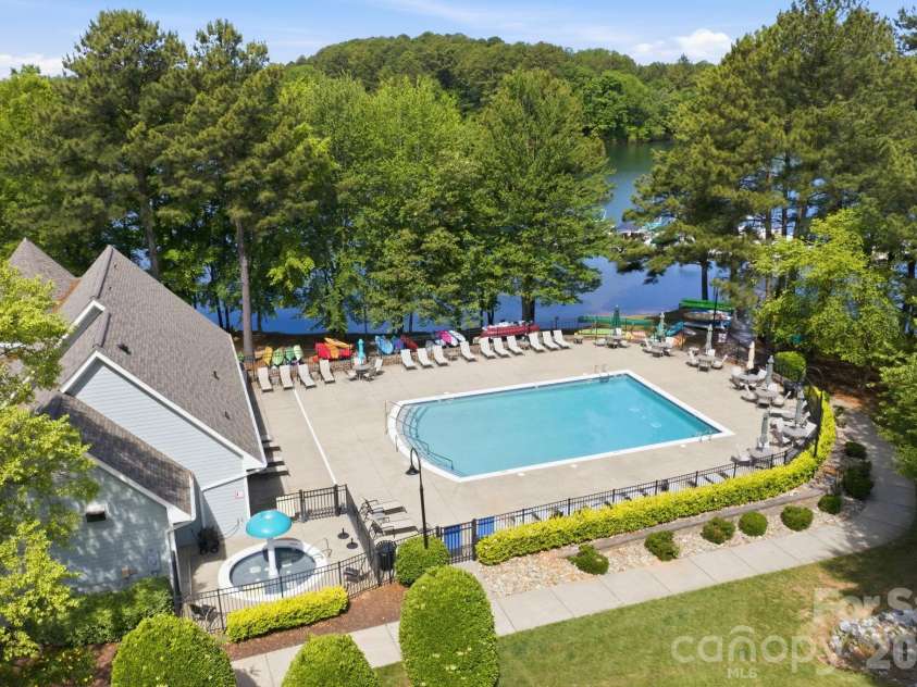191 Lilac Mist Loop, Mooresville, NC 28115.  MLS# CAR4381636, YatesRealty ID 31819. 