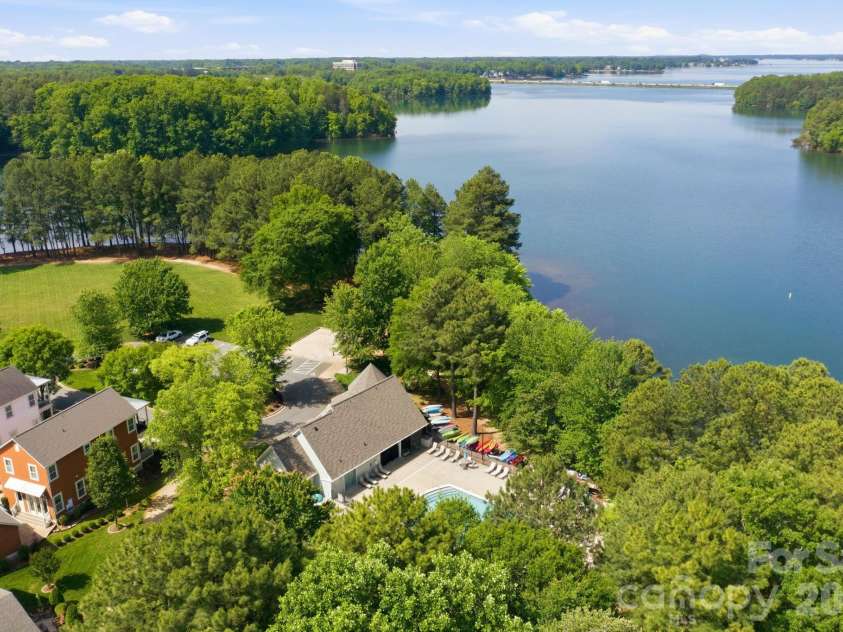 191 Lilac Mist Loop, Mooresville, NC 28115.  MLS# CAR4381636, YatesRealty ID 31819. 