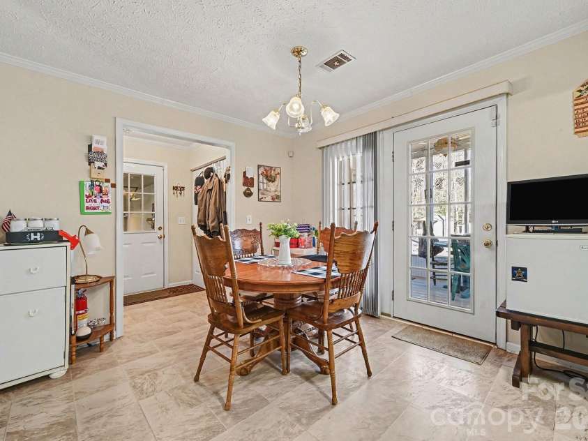 162 Terry Lane Drive, Dallas, NC 28034.  MLS# CAR4338618, YatesRealty ID 3182. 