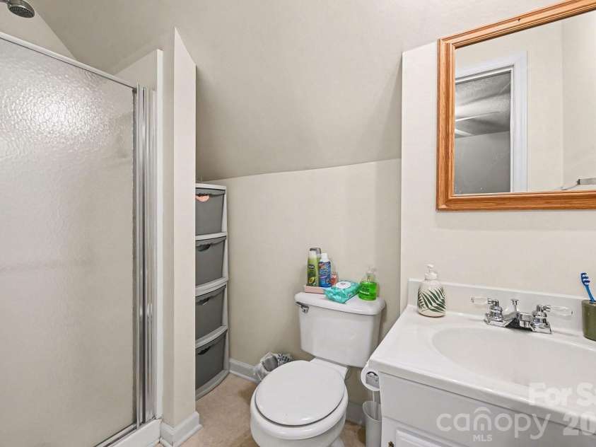 162 Terry Lane Drive, Dallas, NC 28034.  MLS# CAR4338618, YatesRealty ID 3182. 