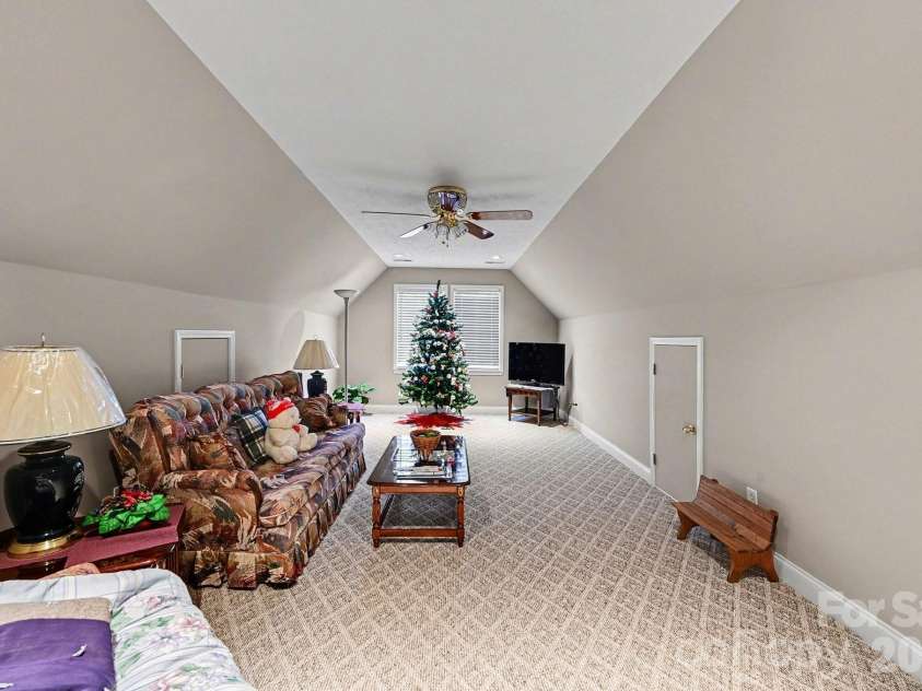 162 Terry Lane Drive, Dallas, NC 28034.  MLS# CAR4338618, YatesRealty ID 3182. 