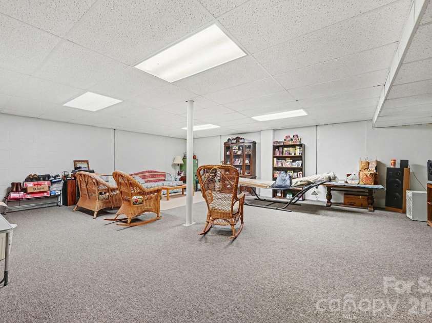 162 Terry Lane Drive, Dallas, NC 28034.  MLS# CAR4338618, YatesRealty ID 3182. 