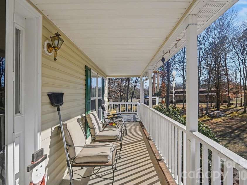 162 Terry Lane Drive, Dallas, NC 28034.  MLS# CAR4338618, YatesRealty ID 3182. 