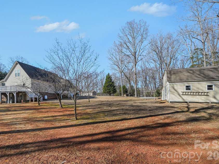 162 Terry Lane Drive, Dallas, NC 28034.  MLS# CAR4338618, YatesRealty ID 3182. 