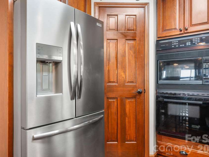 2184 Pine Mountain Drive, Connelly Springs, NC 28612.  MLS# CAR4354781, YatesRealty ID 3182. 