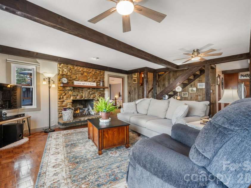 2184 Pine Mountain Drive, Connelly Springs, NC 28612.  MLS# CAR4354781, YatesRealty ID 3182. 