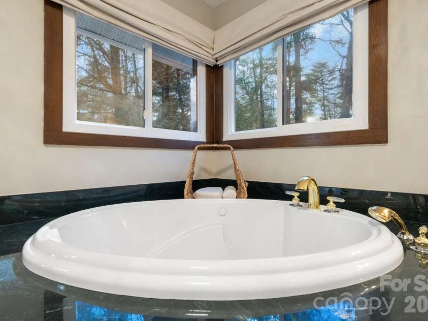 2184 Pine Mountain Drive, Connelly Springs, NC 28612.  MLS# CAR4354781, YatesRealty ID 3182. 
