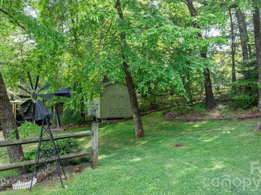 2184 Pine Mountain Drive, Connelly Springs, NC 28612.  MLS# CAR4354781, YatesRealty ID 3182. 