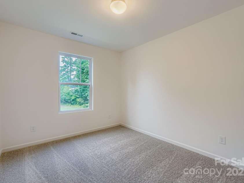 3027 Howell Mill Road, Charlotte, NC 28208.  MLS# CAR4255267, YatesRealty ID 31820. 