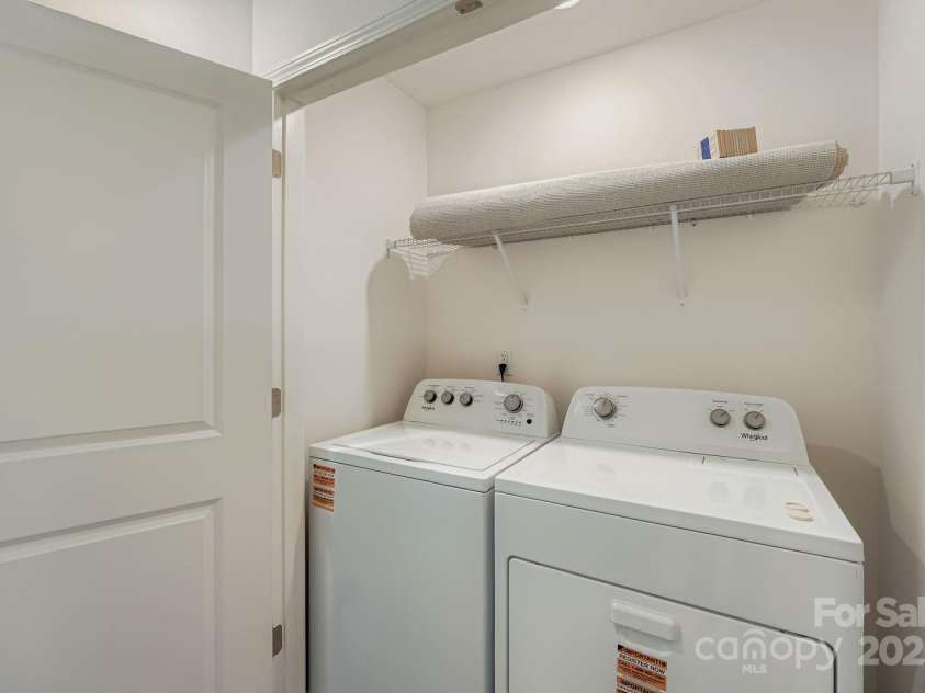 3027 Howell Mill Road, Charlotte, NC 28208.  MLS# CAR4255267, YatesRealty ID 31820. 