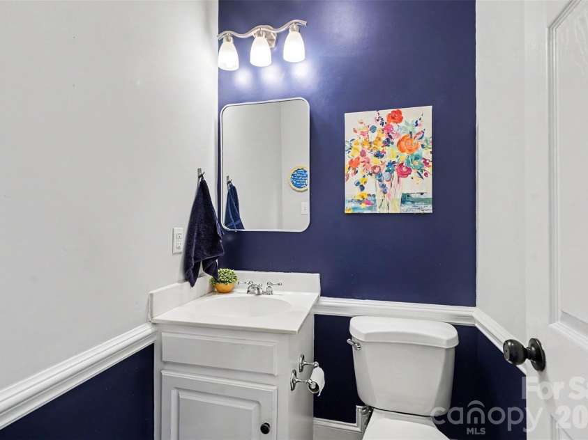 6128 Lake Providence Lane, Charlotte, NC 28277.  MLS# CAR4389001, YatesRealty ID 31820. 