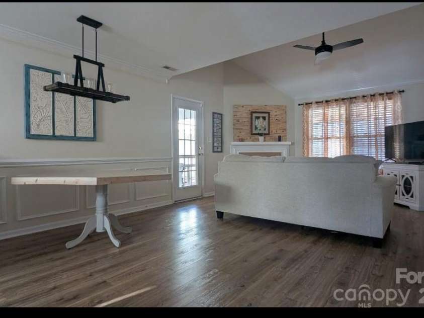 3219 Salud Lane, Fort Mill, SC 29707.  MLS# CAR4288369, YatesRealty ID 31821. 