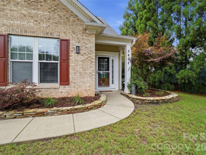 3402 Darlington Road, Matthews, NC 28105.  MLS# CAR4389416, YatesRealty ID 31821. 