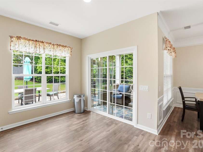 3402 Darlington Road, Matthews, NC 28105.  MLS# CAR4389416, YatesRealty ID 31821. 