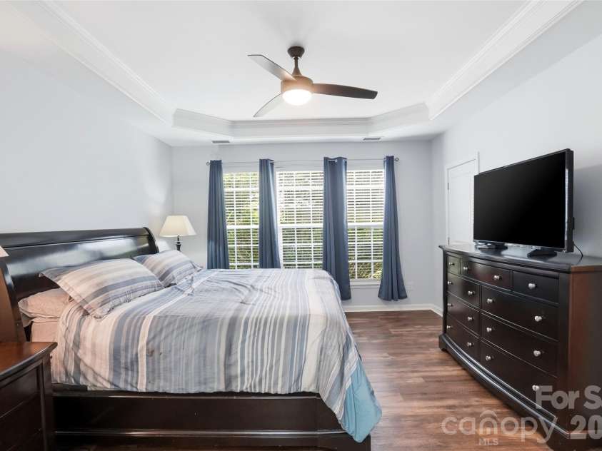 3402 Darlington Road, Matthews, NC 28105.  MLS# CAR4389416, YatesRealty ID 31821. 