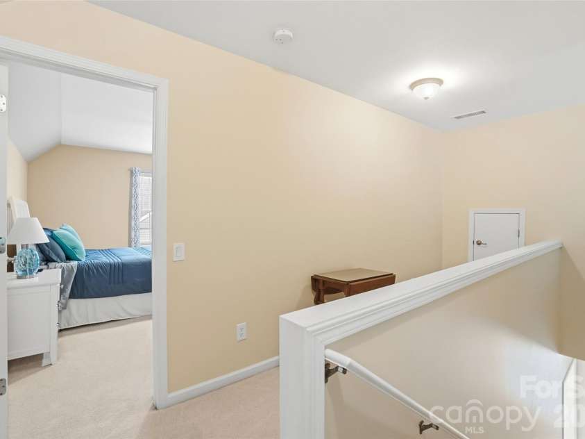 3402 Darlington Road, Matthews, NC 28105.  MLS# CAR4389416, YatesRealty ID 31821. 