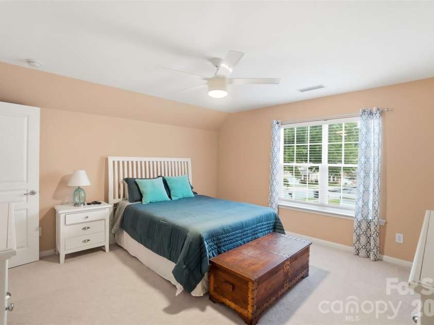 3402 Darlington Road, Matthews, NC 28105.  MLS# CAR4389416, YatesRealty ID 31821. 