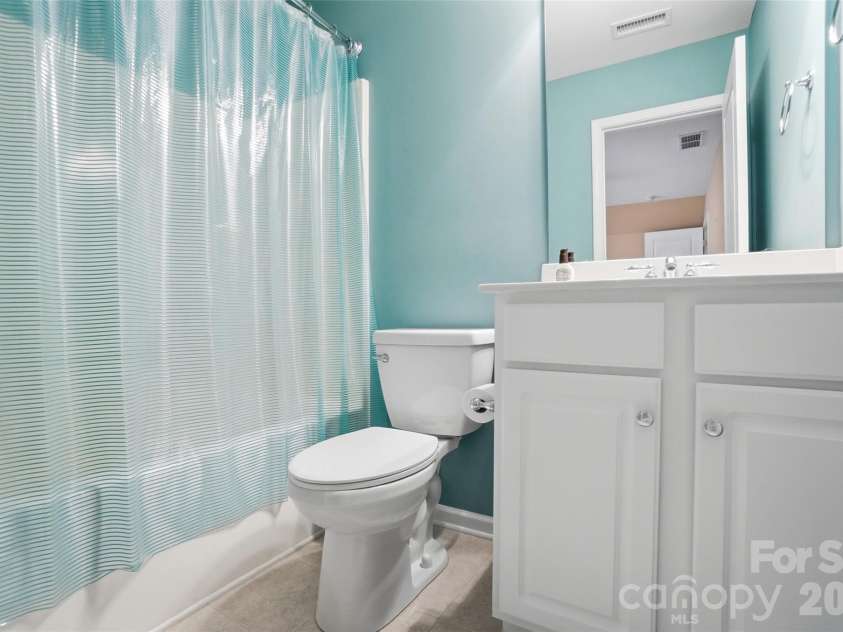 3402 Darlington Road, Matthews, NC 28105.  MLS# CAR4389416, YatesRealty ID 31821. 