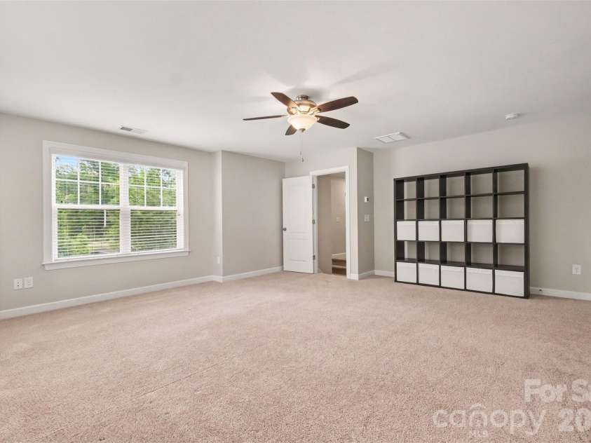 2521 Surveyor General Drive, Waxhaw, NC 28173.  MLS# CAR4426131, YatesRealty ID 31822. Bonus Room