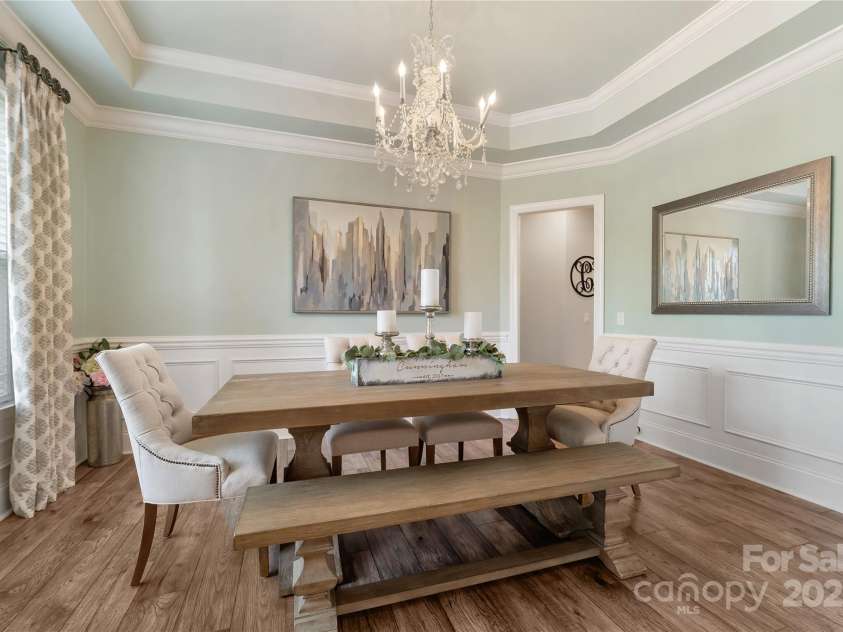 11313 Limehurst Place, Charlotte, NC 28278.  MLS# CAR4269063, YatesRealty ID 31824. 