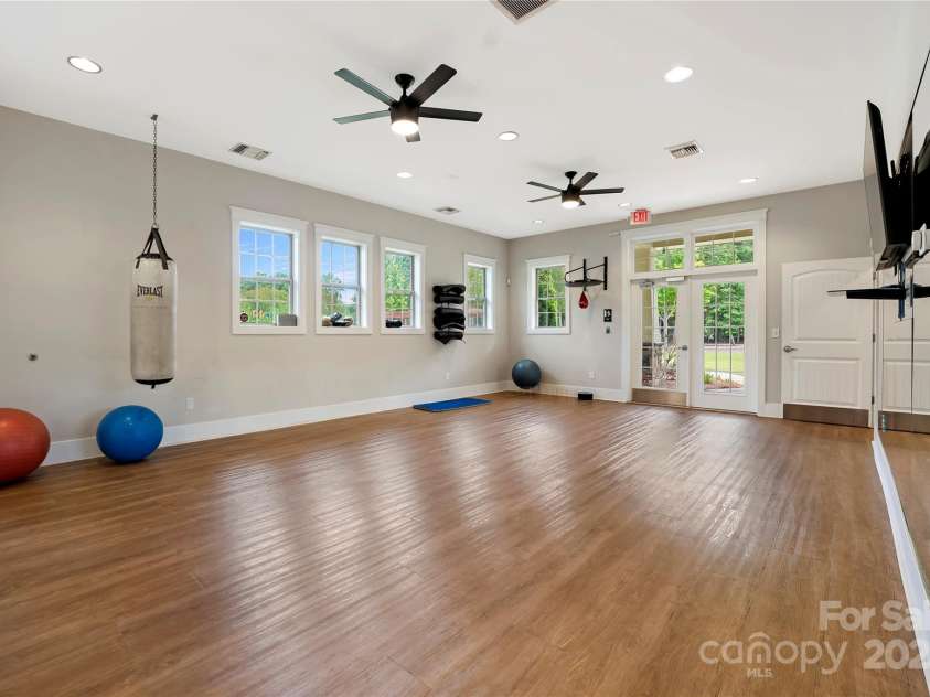 11313 Limehurst Place, Charlotte, NC 28278.  MLS# CAR4269063, YatesRealty ID 31824. 