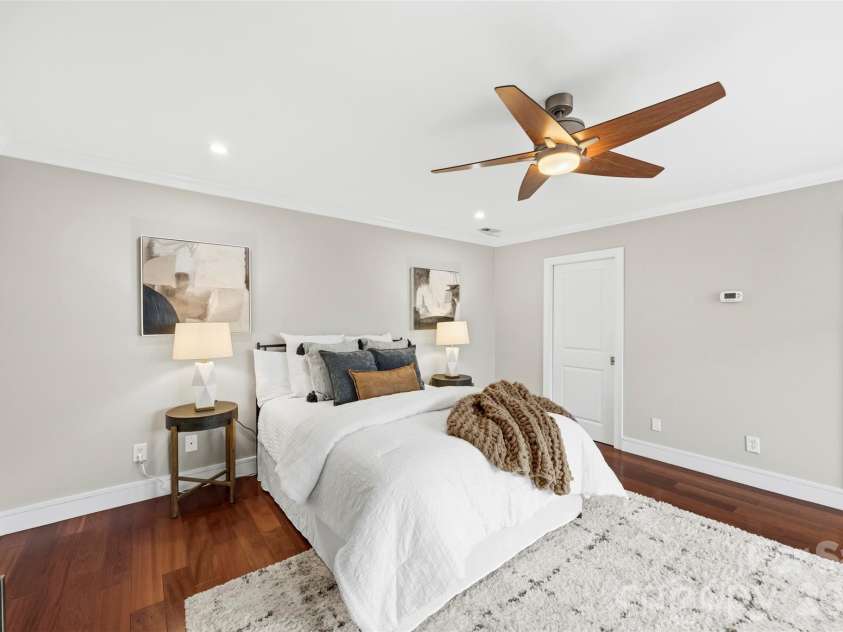 9415 Bonnie Briar Circle, Charlotte, NC 28277.  MLS# CAR4389175, YatesRealty ID 31824. Primary Bedroom