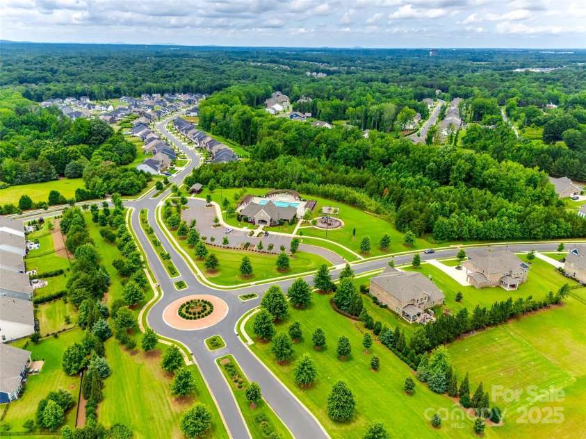 4627 Cava Court, Indian Land, SC 29707.  MLS# CAR4286634, YatesRealty ID 31825. Community Amenities