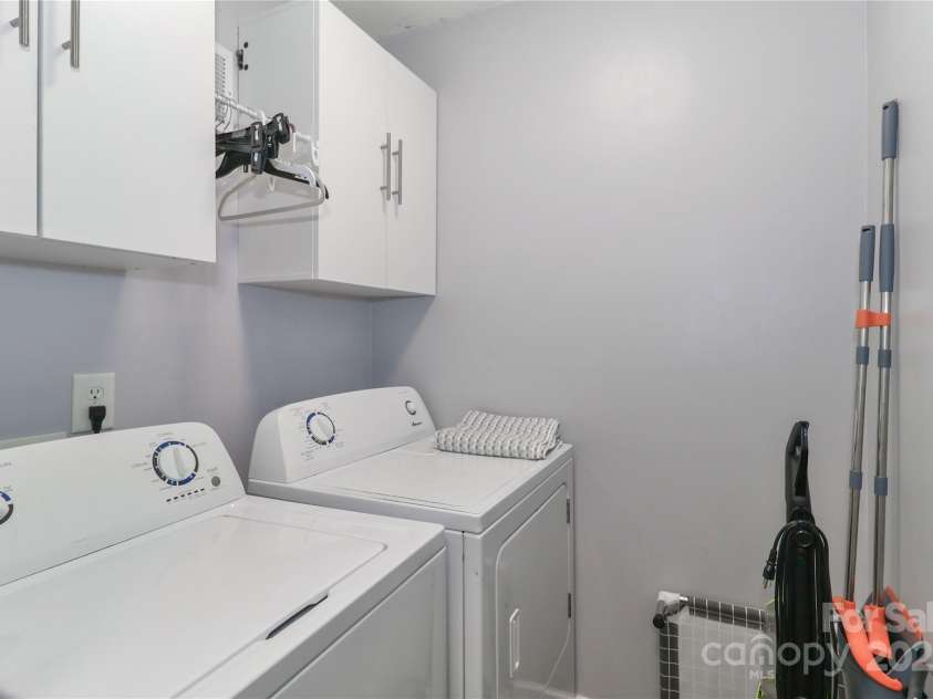 131 Delargy Circle, Mooresville, NC 28117.  MLS# CAR4282919, YatesRealty ID 31826. 