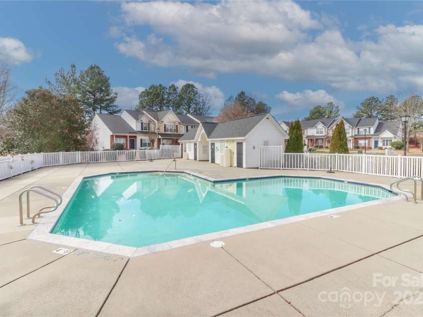 131 Delargy Circle, Mooresville, NC 28117.  MLS# CAR4282919, YatesRealty ID 31826. 