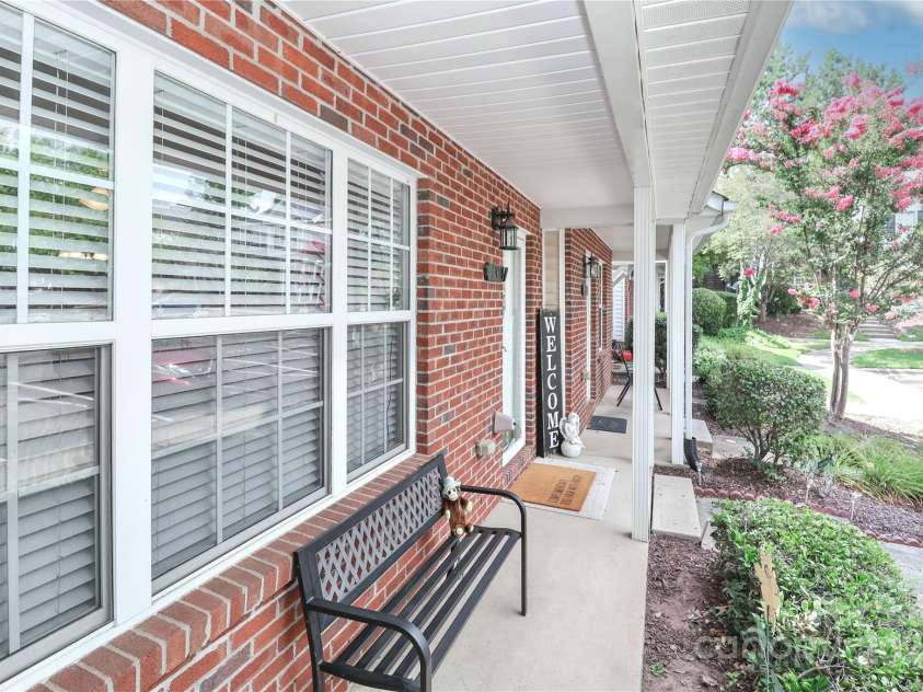 131 Delargy Circle, Mooresville, NC 28117.  MLS# CAR4282919, YatesRealty ID 31826. 