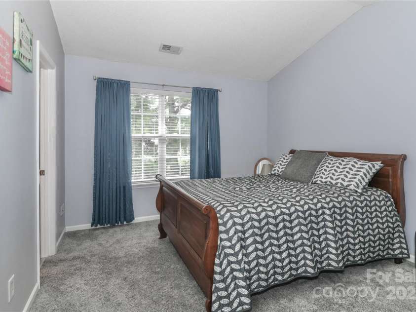 131 Delargy Circle, Mooresville, NC 28117.  MLS# CAR4282919, YatesRealty ID 31826. 