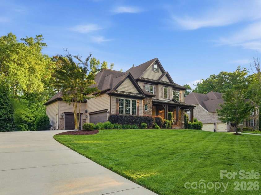 1126 Bromley Drive, Matthews, NC 28104.  MLS# CAR4379610, YatesRealty ID 31827. 