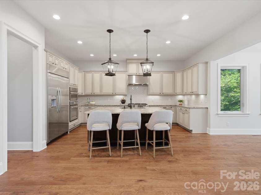 1126 Bromley Drive, Matthews, NC 28104.  MLS# CAR4379610, YatesRealty ID 31827. 