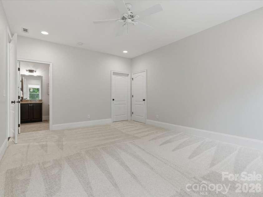 1126 Bromley Drive, Matthews, NC 28104.  MLS# CAR4379610, YatesRealty ID 31827. 