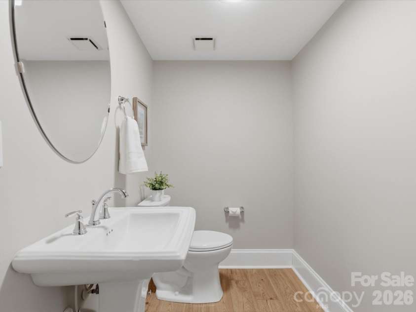 1126 Bromley Drive, Matthews, NC 28104.  MLS# CAR4379610, YatesRealty ID 31827. 